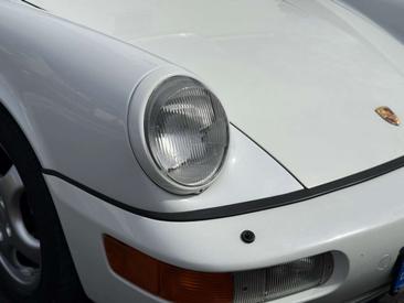 Porsche 964 Carrera 2 — photo 18