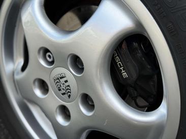 Porsche 964 Carrera 2 — photo 19