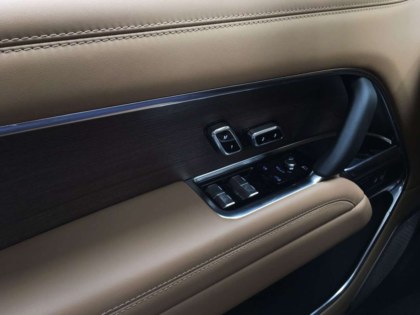 Land Rover Range Rover D350 Autobiography - 2025 - Joinsteer - #21