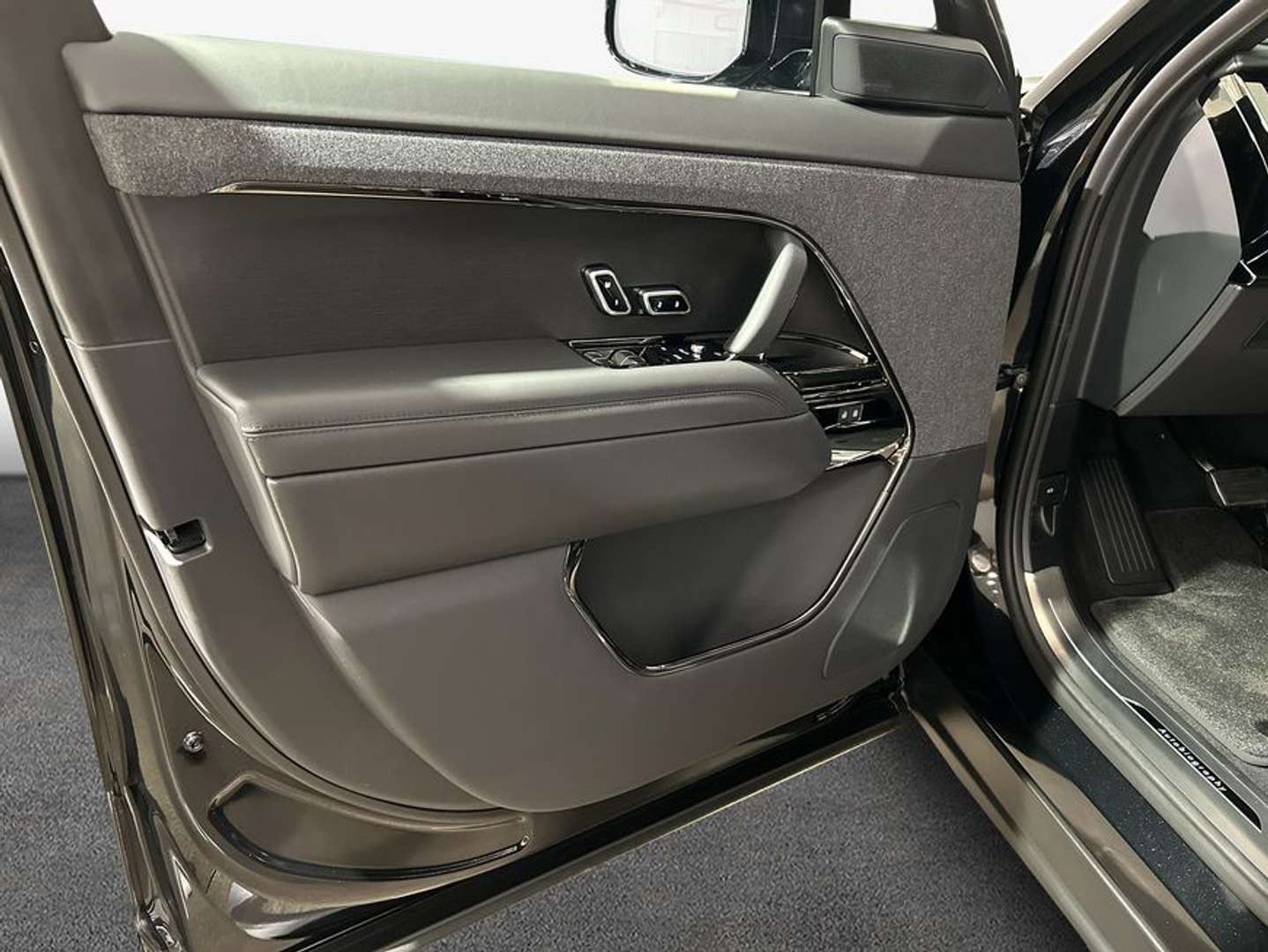 Land Rover Range Rover Sport P530 Autobiography - 2025 - Joinsteer - #12