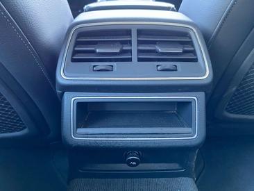 Audi A6 Avant 40 TDI — photo 14