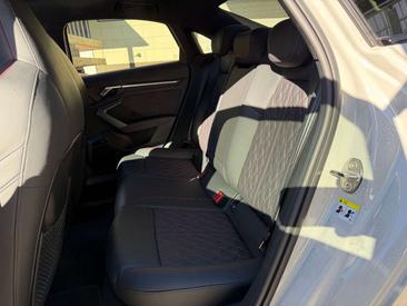 Audi S3 Limousine — photo 20