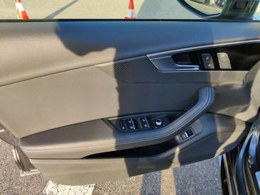Audi RS4 2.9 TFSI — photo 13