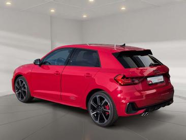 Audi A1 S Line 40 TFSI — photo 4