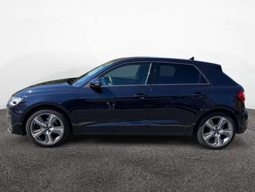 Audi A1 Advanced 35 TFSI — photo 2