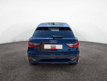 Audi A1 Advanced 35 TFSI — photo 4