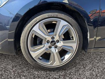 Audi A1 Advanced 35 TFSI — photo 9
