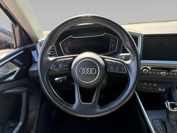 Audi A1 Advanced 35 TFSI — photo 12