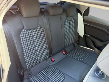 Audi A1 Advanced 35 TFSI — photo 13