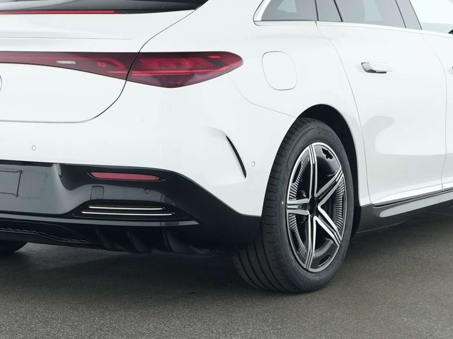 Mercedes EQE 300 AMG Line - 2023 - Joinsteer - #3