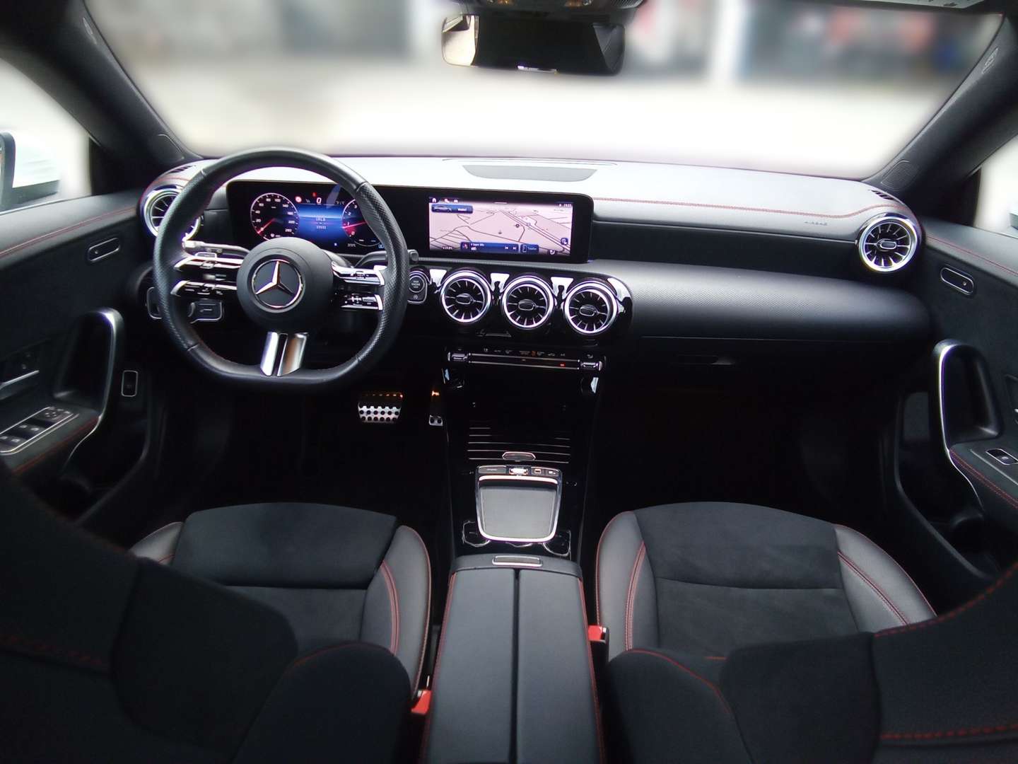Mercedes CLA 180 AMG Line - 2024 - Joinsteer - #12