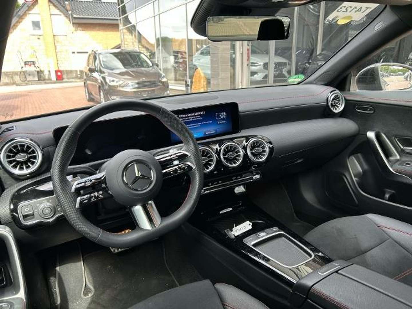 Mercedes CLA 180 AMG Line - 2024 - Joinsteer - #5