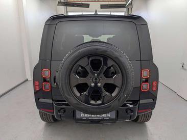 Land Rover Defender 110 D250 X-Dynamic SE Komfort Pano AHK — photo 3