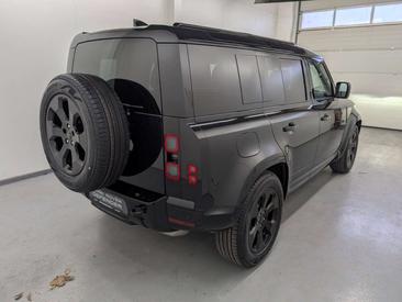 Land Rover Defender 110 D250 X-Dynamic SE Komfort Pano AHK — photo 4