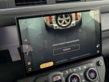 Land Rover Defender 110 D250 X-Dynamic SE Komfort Pano AHK — photo 31