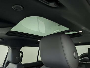 Land Rover Defender 110 D250 X-Dynamic SE Komfort Pano AHK — photo 48