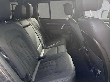 Land Rover Defender 110 Gris P525 V8 — photo 5