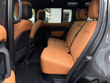 Land Rover Defender 110 Carpathian Edition V8 — photo 18