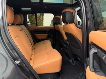 Land Rover Defender 110 Carpathian Edition V8 — photo 21