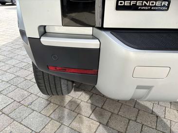 Land Rover Defender 110 First Edition AWD Auto 7 Posti 2.0 SD4 240 — photo 9