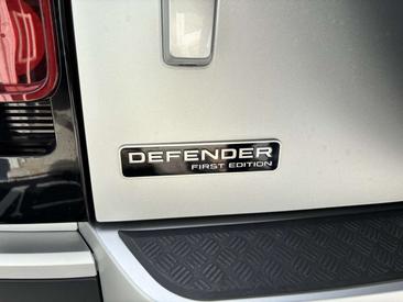 Land Rover Defender 110 First Edition AWD Auto 7 Posti 2.0 SD4 240 — photo 10
