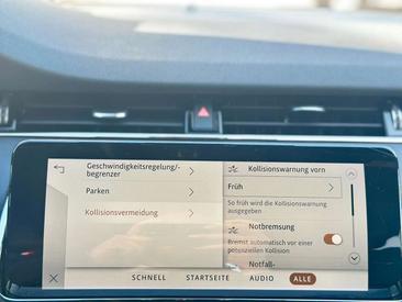 Land Rover Range Rover Evoque R-Dynamic Pano Merid. ACC 20Z Noir — photo 27
