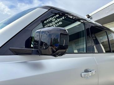 Land Rover Defender 110 First Edition AWD Auto 7 Posti 2.0 SD4 240 — photo 20
