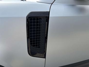 Land Rover Defender 110 First Edition AWD Auto 7 Posti 2.0 SD4 240 — photo 21