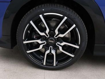 Mini Cooper JCW S — photo 10