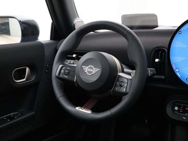 Mini Cooper JCW S — photo 22