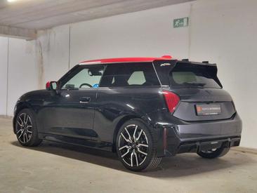 Mini Cooper E 2025 Noir — photo 4