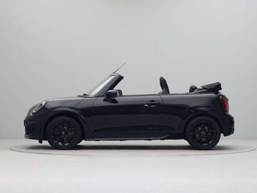 Mini Cabrio JCW Cooper S — photo 14