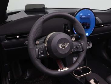Mini Cabrio JCW Cooper S — photo 25