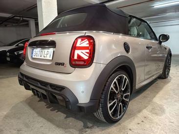 Mini Cabrio COOPER S — photo 6