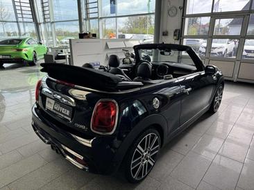 Mini Cabrio COOPER S — photo 9