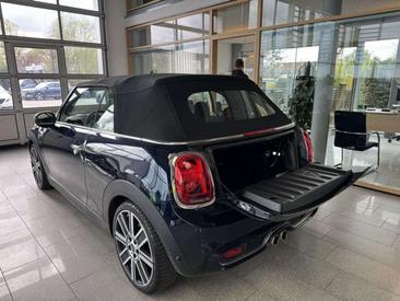 Mini Cabrio COOPER S — photo 11