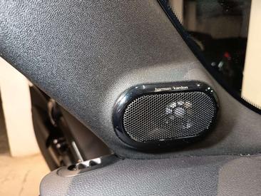 Mini Cabrio COOPER S — photo 20