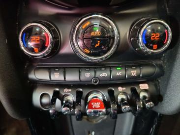 Mini Cabrio COOPER S — photo 21