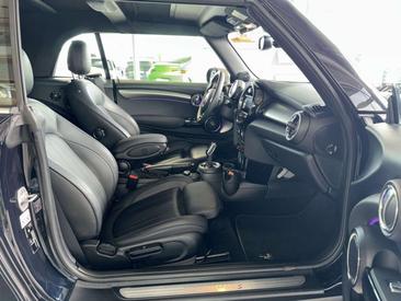Mini Cabrio COOPER S — photo 17