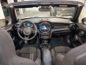 Mini Cabrio COOPER S — photo 26