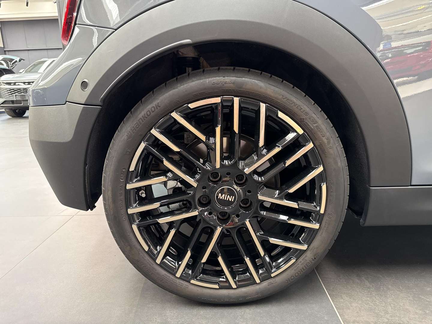 Mini Cooper Cooper S Favoured - 2025 - Joinsteer - #9