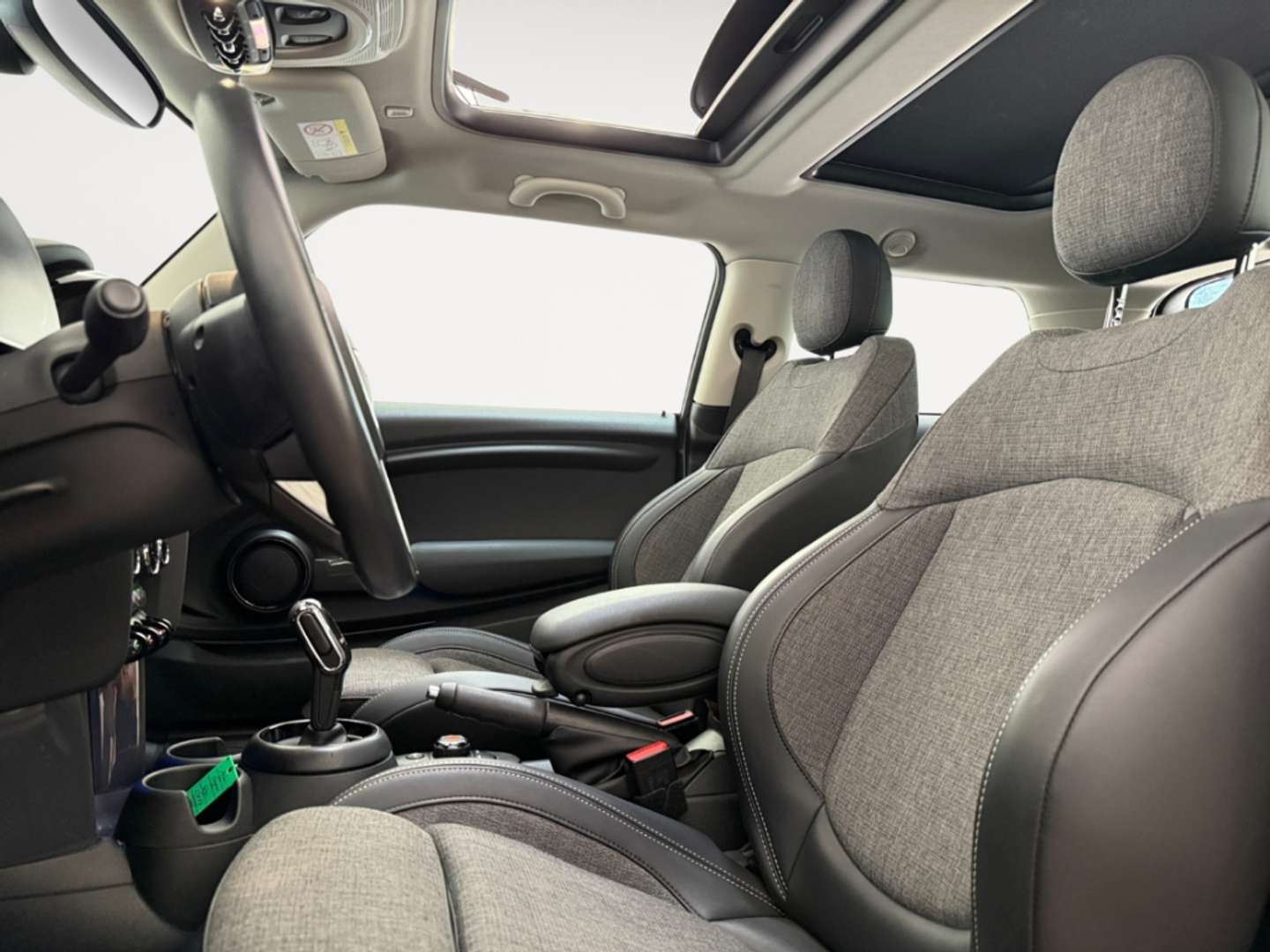 Mini Cooper Essence - 2020 - Joinsteer - #13
