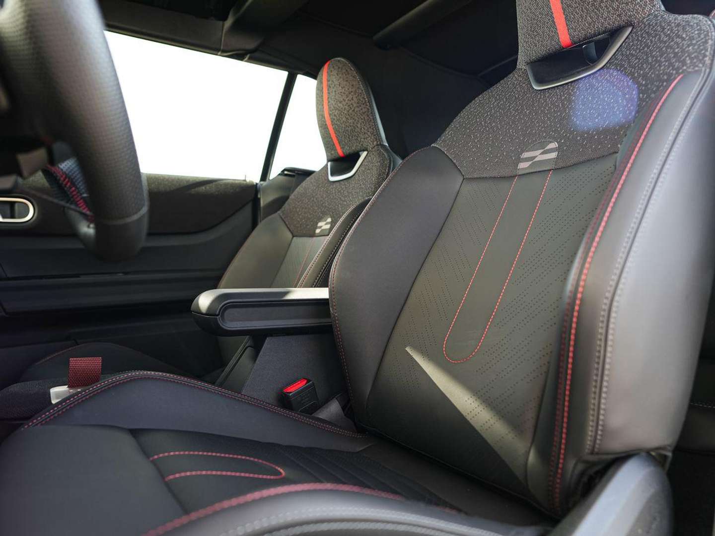 Mini Cabrio John Cooper Works JCW Trim - 2025 - Joinsteer - #7