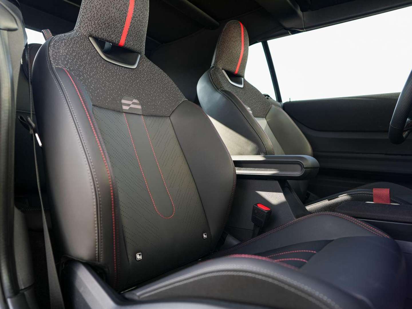 Mini Cabrio John Cooper Works JCW Trim - 2025 - Joinsteer - #12