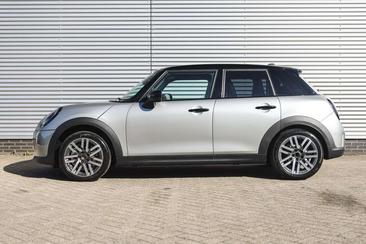 Mini Hatch / Citadine Cooper Classic — photo 4