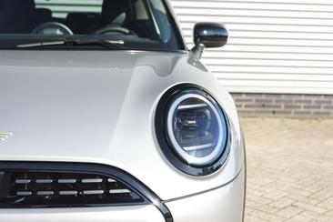 Mini Hatch / Citadine Cooper Classic — photo 5