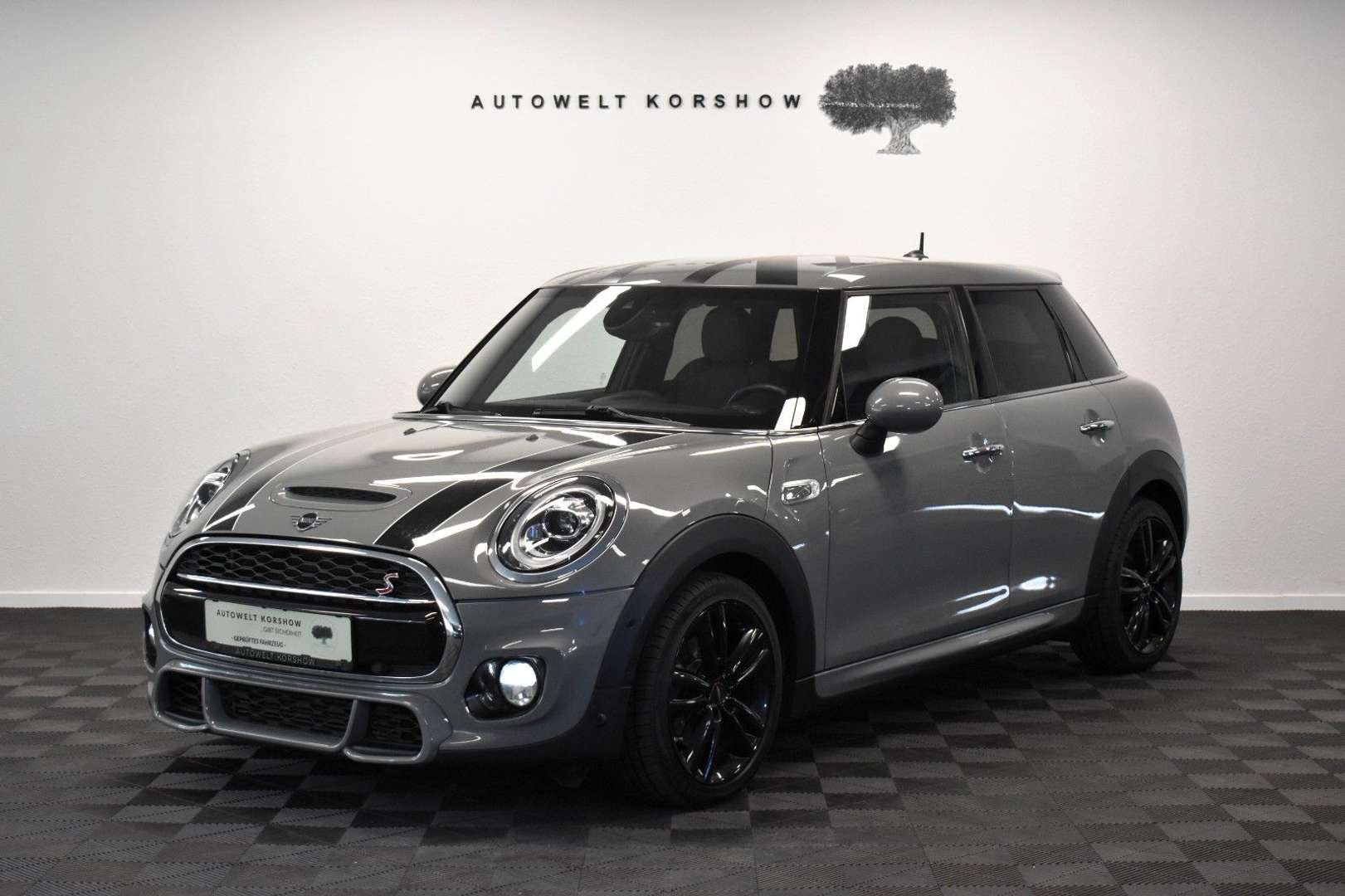 Mini 3 Portes Cooper S JCW Trim - 2019 - Joinsteer - #2