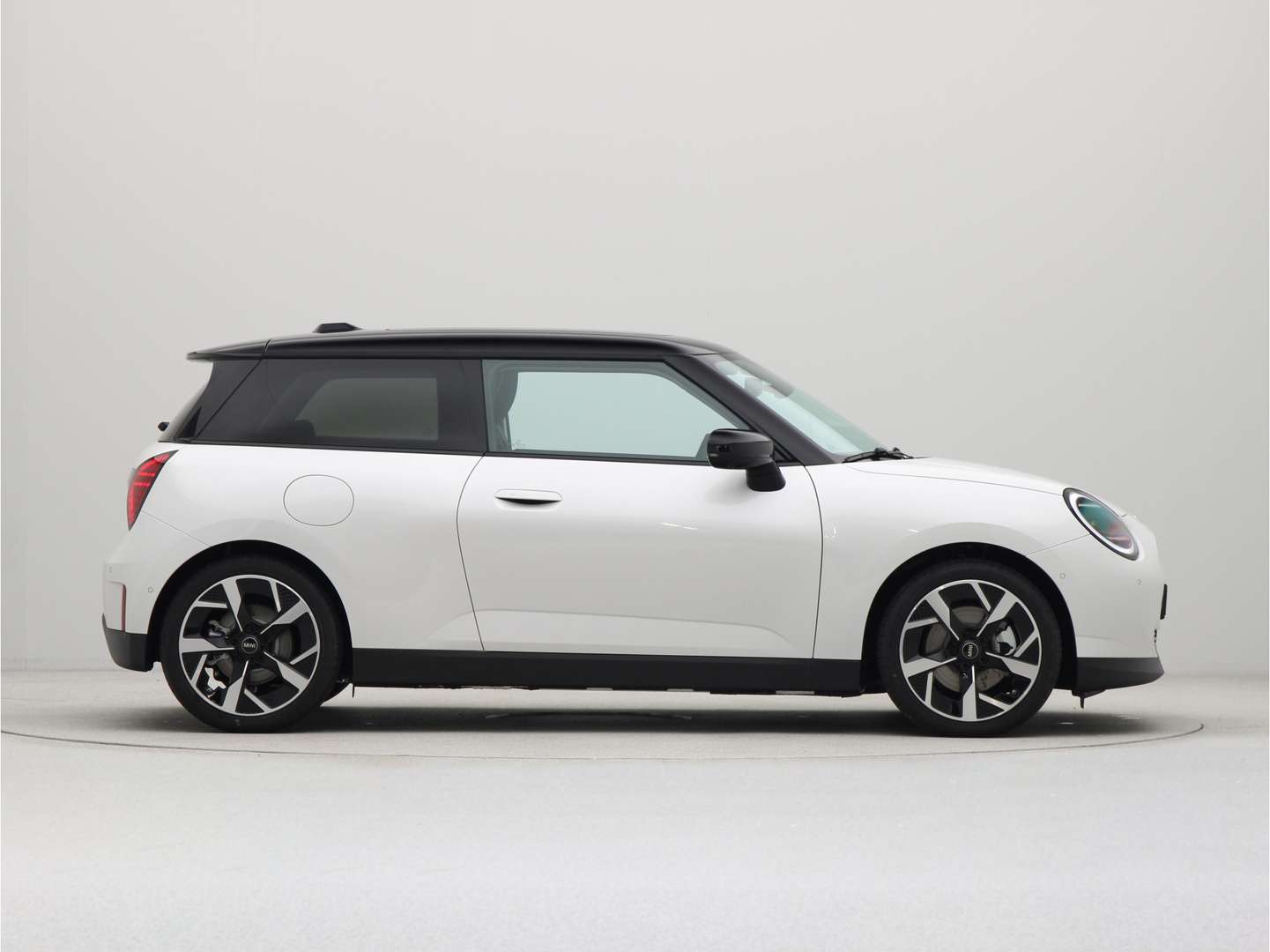 Mini 3 Portes Cooper E Classic - 2025 - Joinsteer - #3
