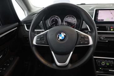 BMW 218i Active Tourer Luxury Line — photo 14