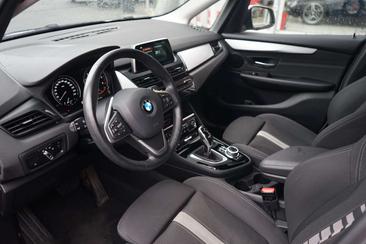 BMW 218 Active Tourer 218d XDrive — photo 9